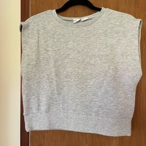 Women’s Heather Grey Muscled Crop Top